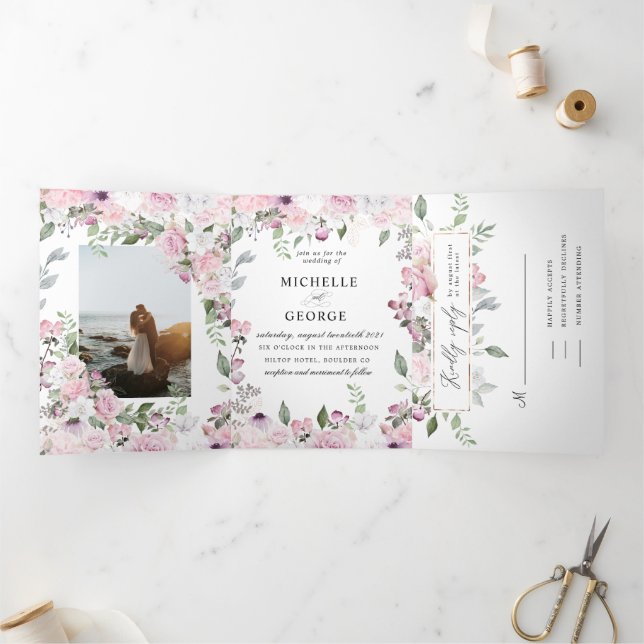 Jardin rose élégant triple faire-part de mariage (Intérieur)