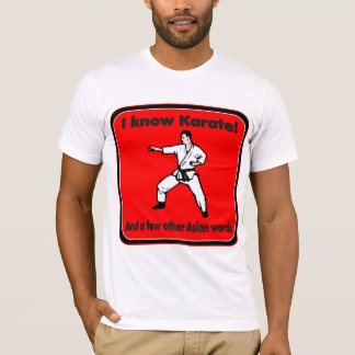 Je connais le T-shirt humoristique d'attitude de