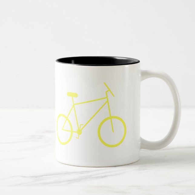 Je monte mon vélo pour travailler la tasse (Droit)