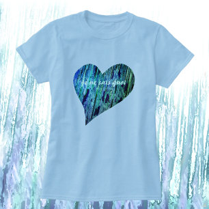 Je Ne Sais Quoi Blue Heart Chic T-Shirt
