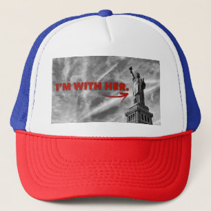 Je suis AVEC SA statue de casquette de liberté