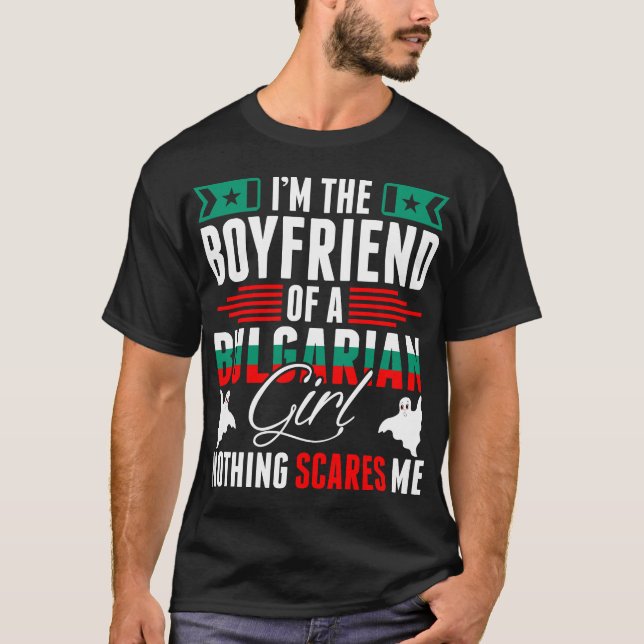 Je Suis Le Petit Amis D'Un Tshirt De Fille Bulgare (Devant)