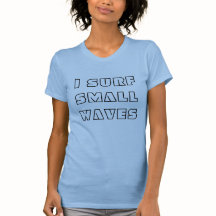 Je surf un t-shirt à petites vagues
