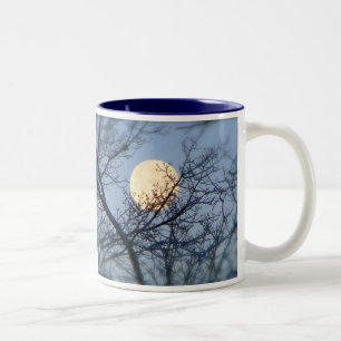 Je t'aime dans la lune et la tasse arrière de