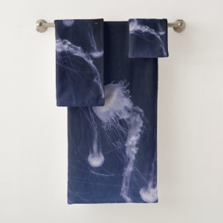 Jellyfish dance bath towel set