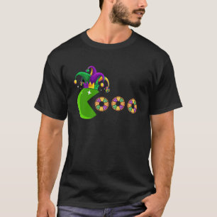Jester Hat Eating King Cakes  Mardi Gras Festival  T-Shirt