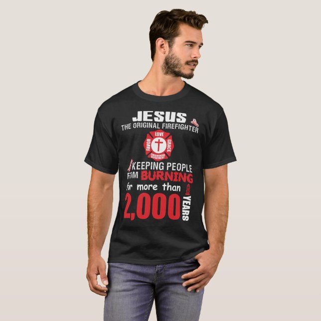 Jésus le T-shirt original de sapeur-pompier (Devant entier)