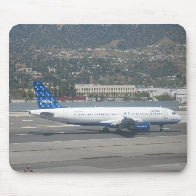 Jet Blue on RWY 8 at KBUR Mouse Pad (Front)