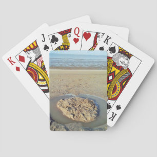 Jeu De Cartes Cercle d'eau à Sand sur la plage, heure d'été