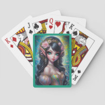 Femme Elfe Fantastique Jouant aux Cartes