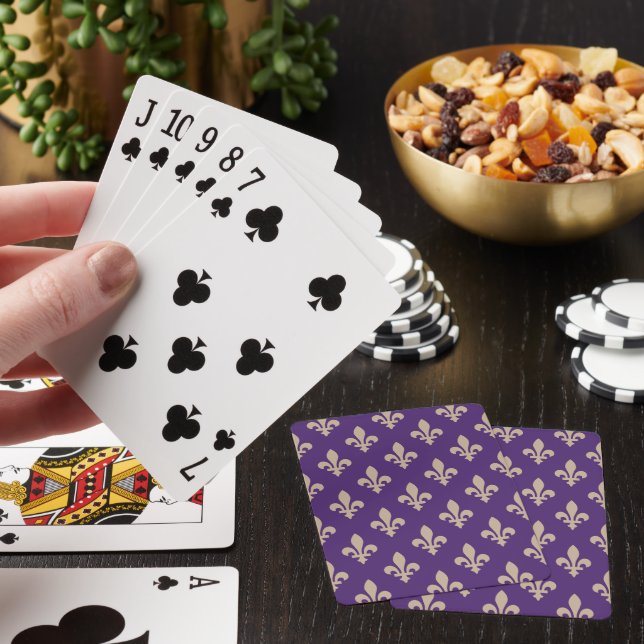 Jeu De Cartes Fleur de Lis Motif, Royal French Creative on Purpl (In Situ)