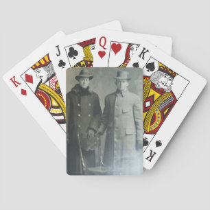 Jeu De Cartes Frères Dapper en manteaux RPPC Photo B&W