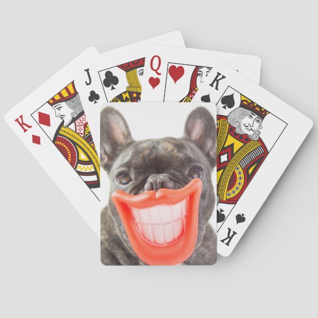Jeu De Cartes Images Getty | Un chien souriant (dos)