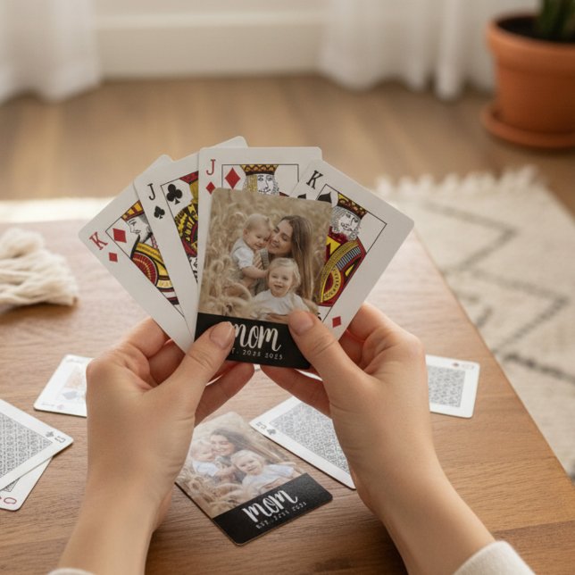 Jeu De Cartes Maman Etabli Script Photo Noire (modern black and white mom established date custom photo playing cards mothers day stocking stuffers)