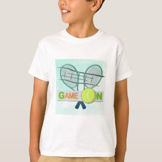 Jeu sur le T-shirt de tennis