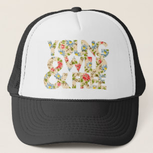 Jeune casquette floral sauvage et libre