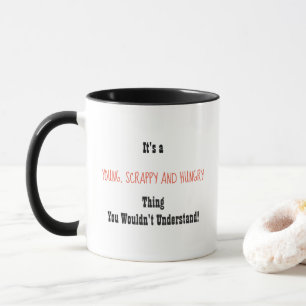 Jeune, faible et affamée tasse