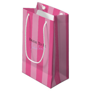 Jeune mariée à être sacs fabuleux de cadeau de