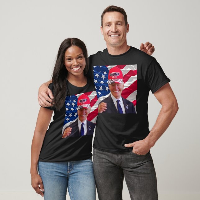 Joe biden Wearing A Trump Hat T-Shirt (Unisex)