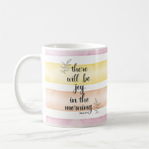 Joie dans la tasse de café du matin