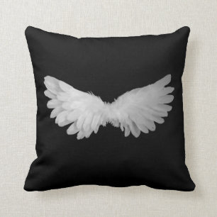 Joli coussin noir d'aile d'ange
