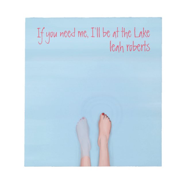 joli pieds trempant dans le bloc-notes cool (Devant)