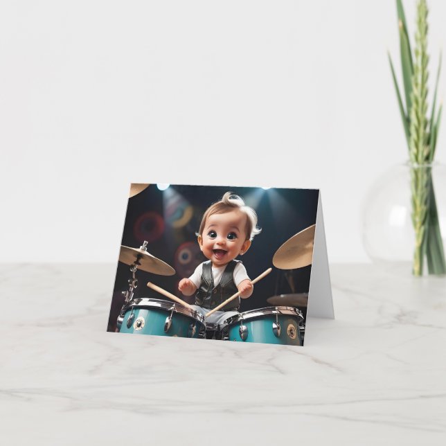Joli tout-petit jouant de la batterie Carte de vœu (Devant)