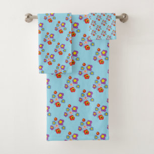 Jolie coccinelle bleue et motif de fleurs