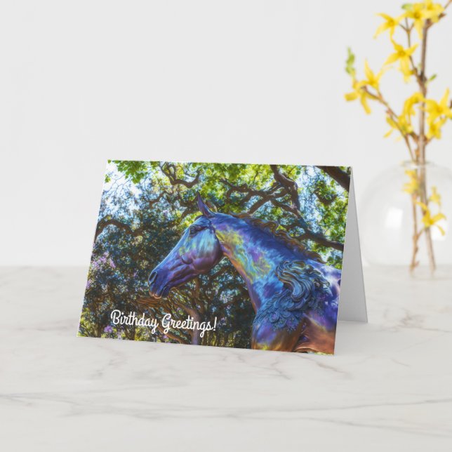 Jolie statue de cheval dans un parc Carte de jeu d (Fleur jaune)