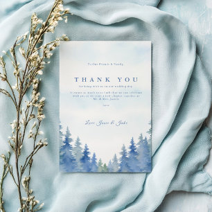 Jolie table mariage de pins d'hiver merci