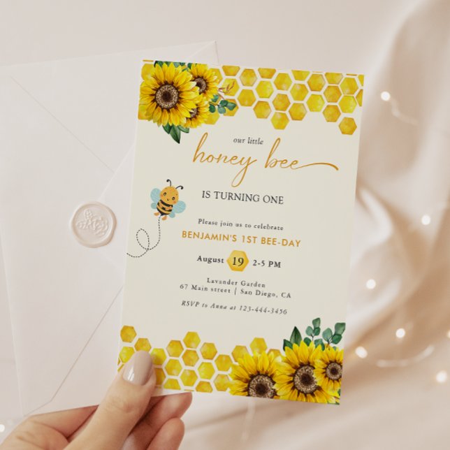 Jour de l'abeille Anniversaire Baby Boy Invitation (Créateur téléchargé)