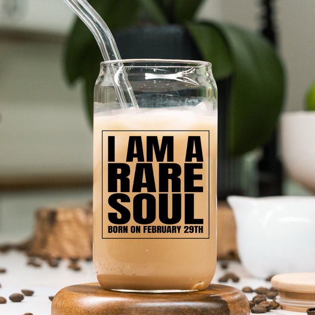 Jour du baut 29 février Année du baut Anniversaire (Celebrate Leap Day with our unique drinking glass, a reminder of special moments every four years.)