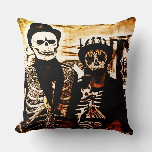 Jour du Coussin mort - una pareja de esqueletos (Recto)
