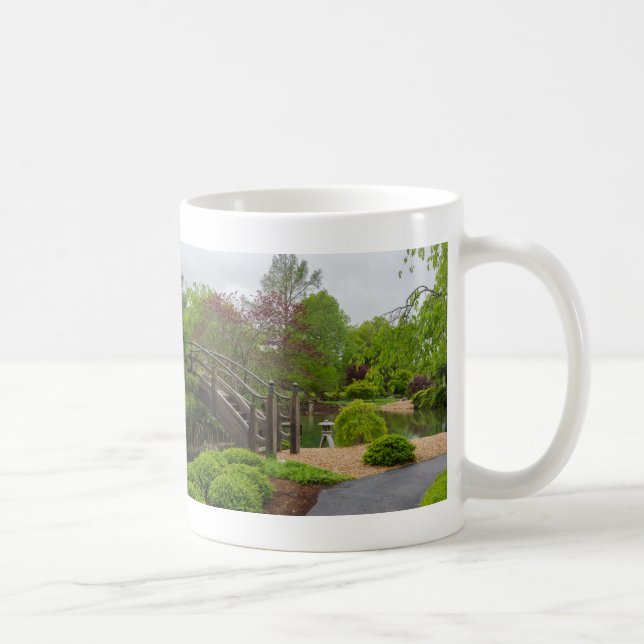 Jour nuageux Jardin Promenade Café Mug (Droite)
