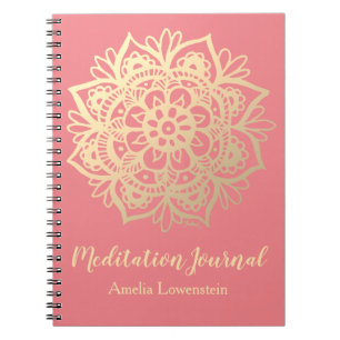 Journal de méditation de Mandala en or et en rose