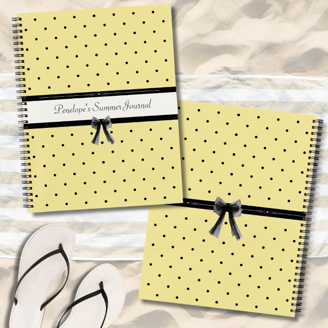 Journal de Vacances d'Été Chic Jaune Ensoleillé (A complete view of the chic yellow polka dot design, wrapping your memories in boutique style.)