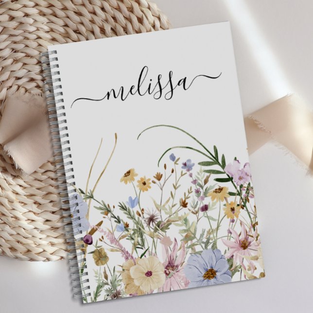 Journal floral de printemps doux personnalisé (Créateur téléchargé)