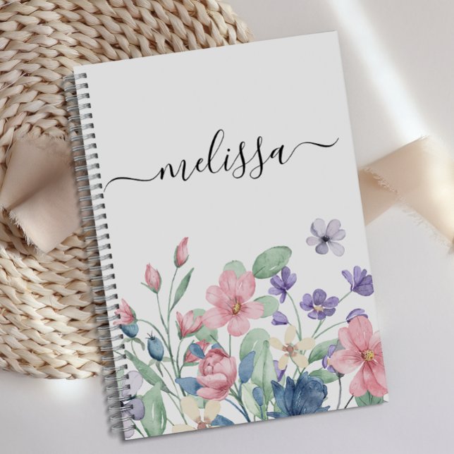 Journal floral rose doux personnalisé (Créateur téléchargé)