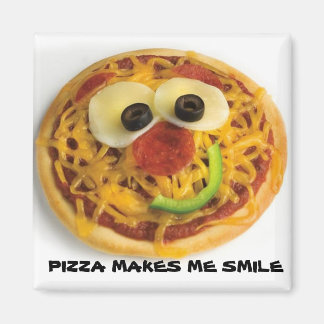 Joyeux aimant de pizza faciale