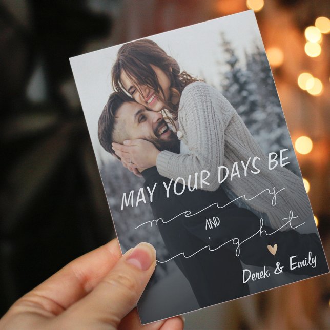 Joyeux Et Lumineux Joli Script Carte photo De Vaca (Merry And Bright Pretty Script Holiday Photo Card)