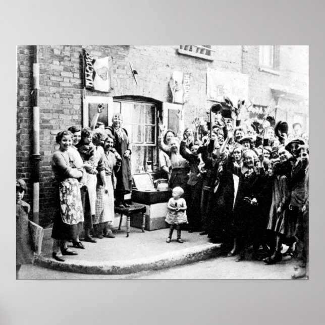 Jubilee Decoration in the East End (Front)