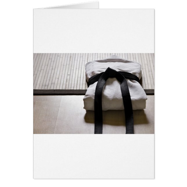 Judo Gi sur le tapis Tatami (Devant)