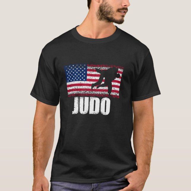 Judo Sports Retro American Flag USA America Martia T-Shirt (Front)