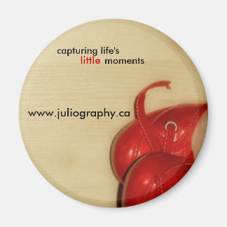 juliography magnet