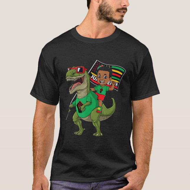 Junenth Black King Riding T Rex Dino Flag T-Shirt (Front)