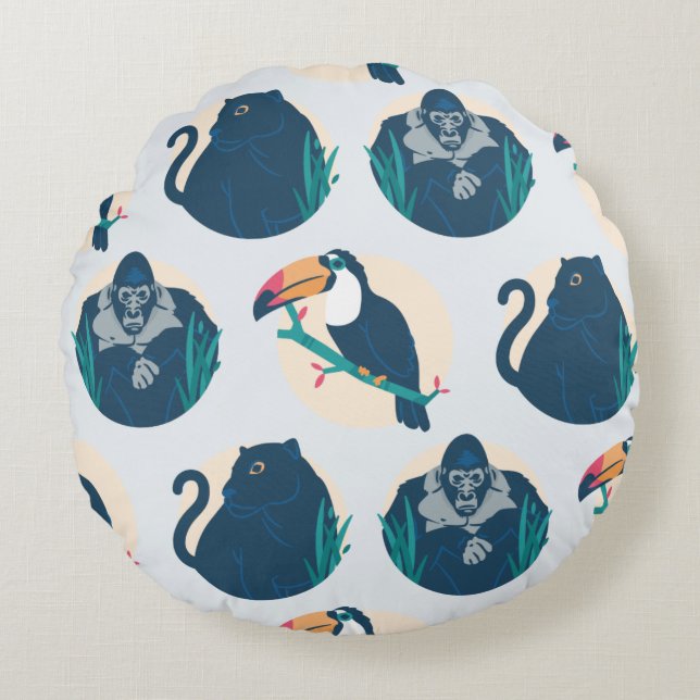 Jungle Wildlife Animals Pattern Round Pillow (Front)