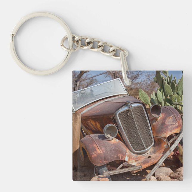 Junk car keychain (Front)