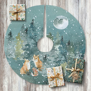 Jupon De Sapin En Polyester Brossé Famille de renards dans une forêt enneigée sous la