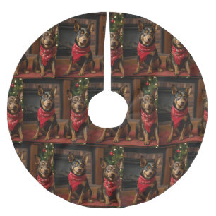 Jupon De Sapin En Polyester Brossé Kelpie australien au coin de la cheminée de Noël