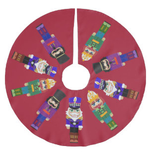 Jupon De Sapin En Polyester Brossé Nutcrackers Sentaient Regarder Avec Des Taches